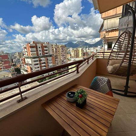 Urban Charm Studio With Balcony ティラナ エクステリア 写真